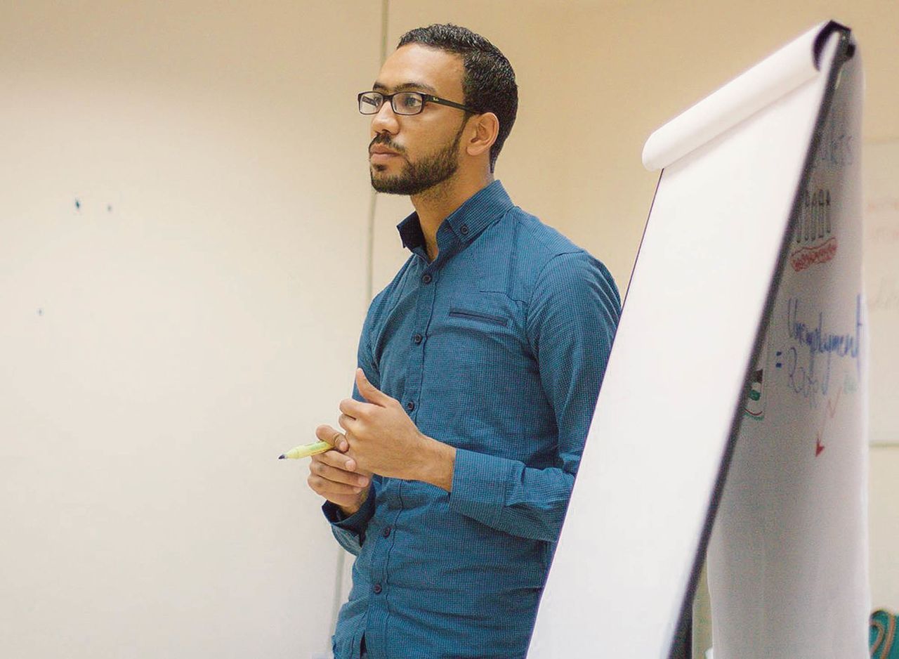 Palestine Efe Online Work Training 2014 16 Lr
