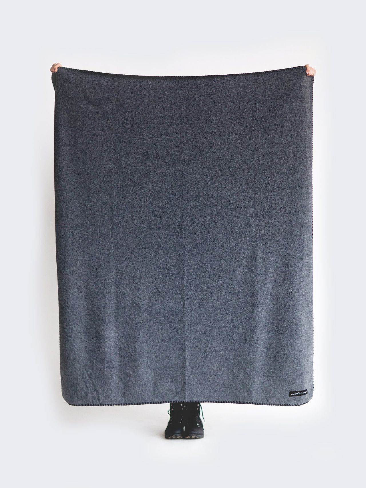 Sa Fleece Charcoal 1024X1024@2X
