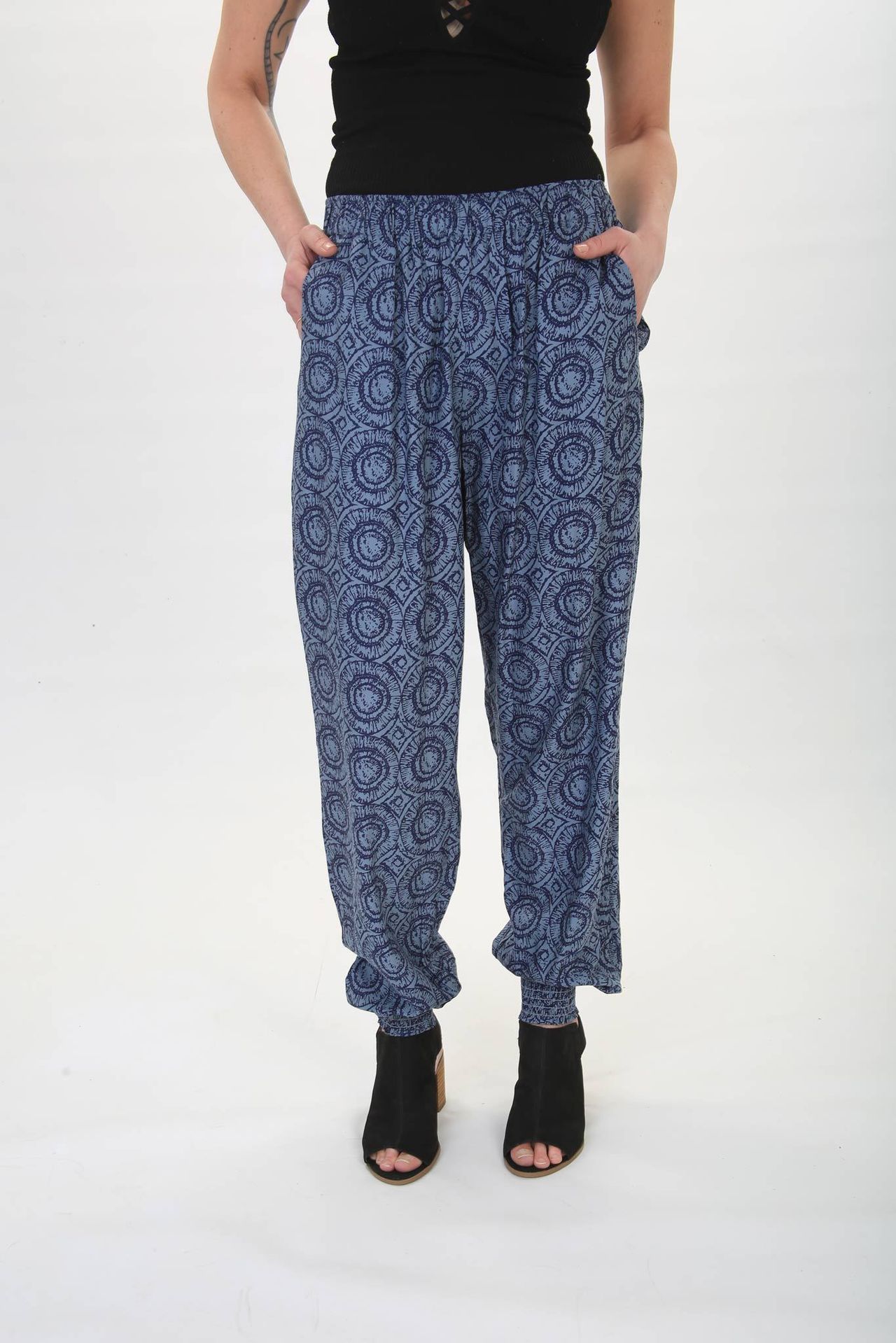 Sudara Joggers