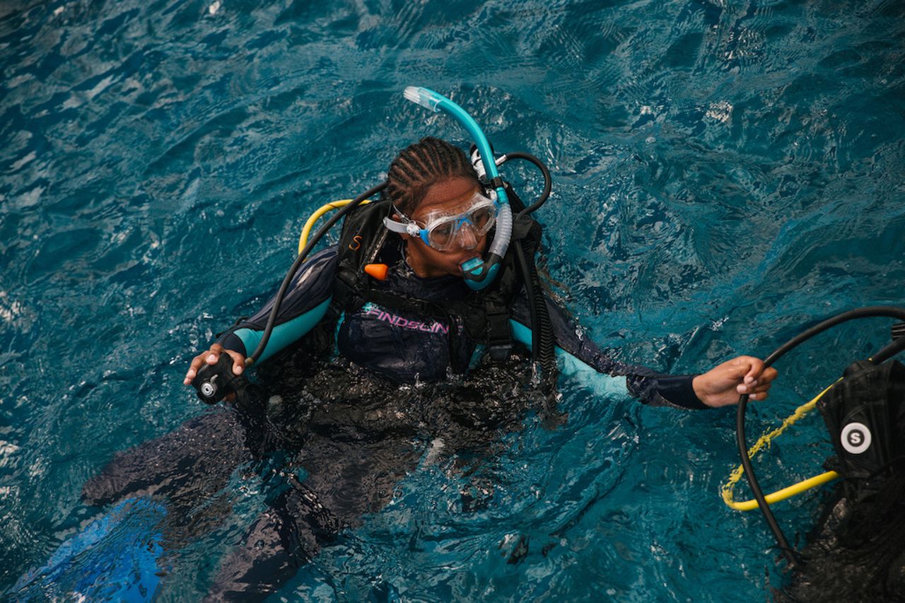 DWJ BLACK GIRLS DIVE FINAL 0855