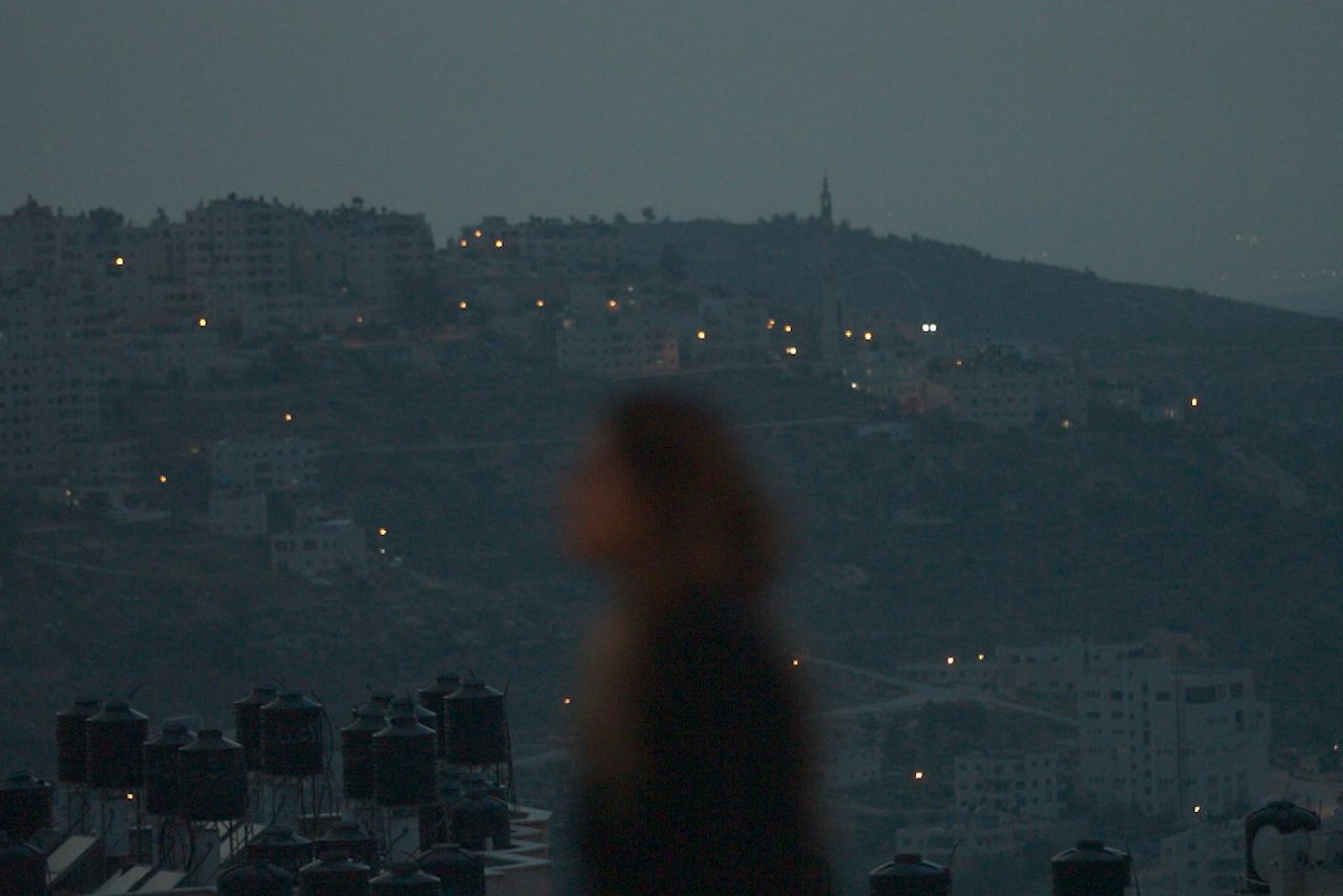 Crop Untitled00002664 00 00 13 08 Still014